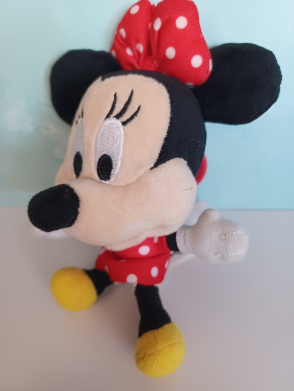 Disney Minnie Mouse Plush with Purse or Backpack Clip NEW - Picture 2 of 5